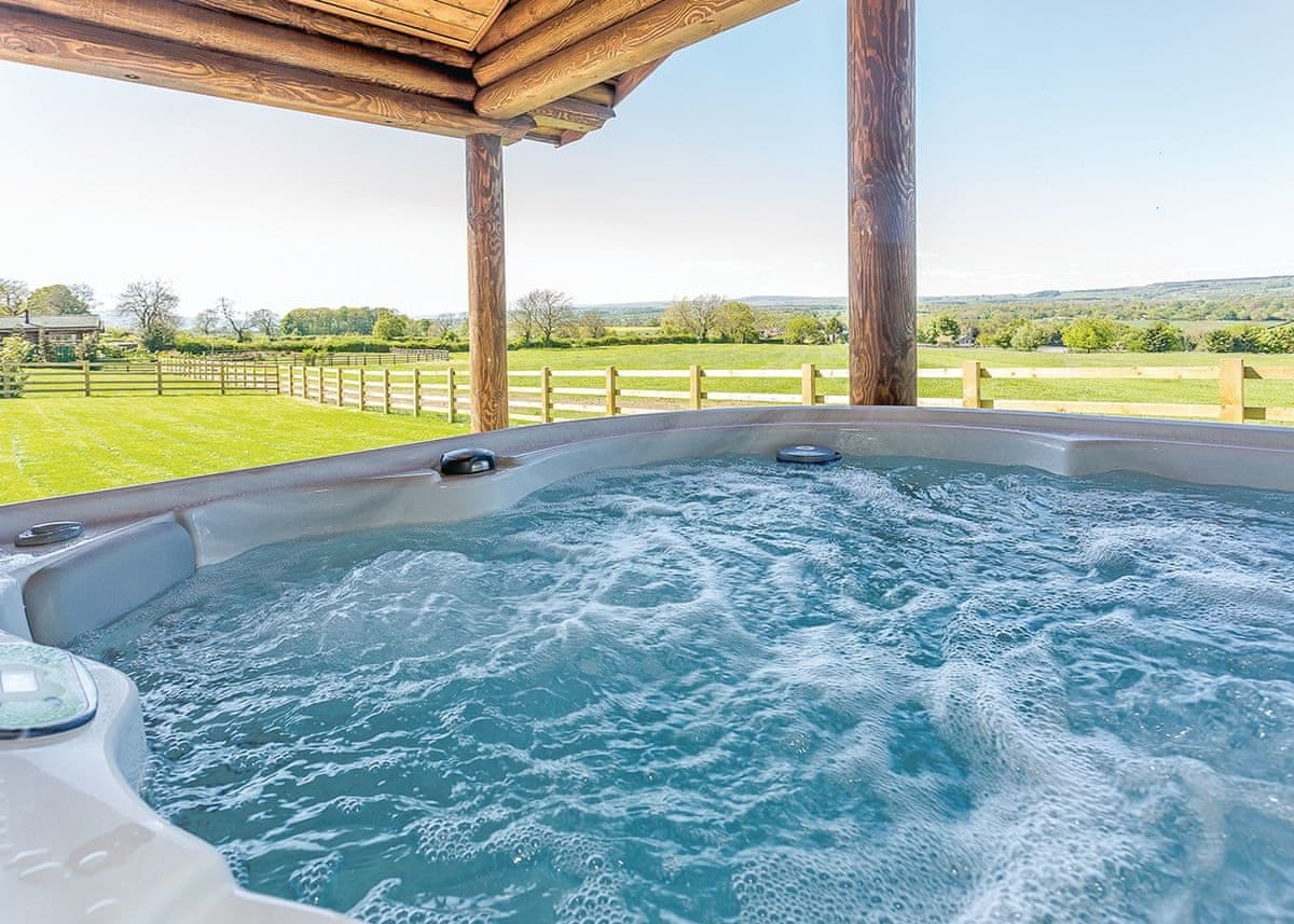 Cumbria - Hot Tub Holiday